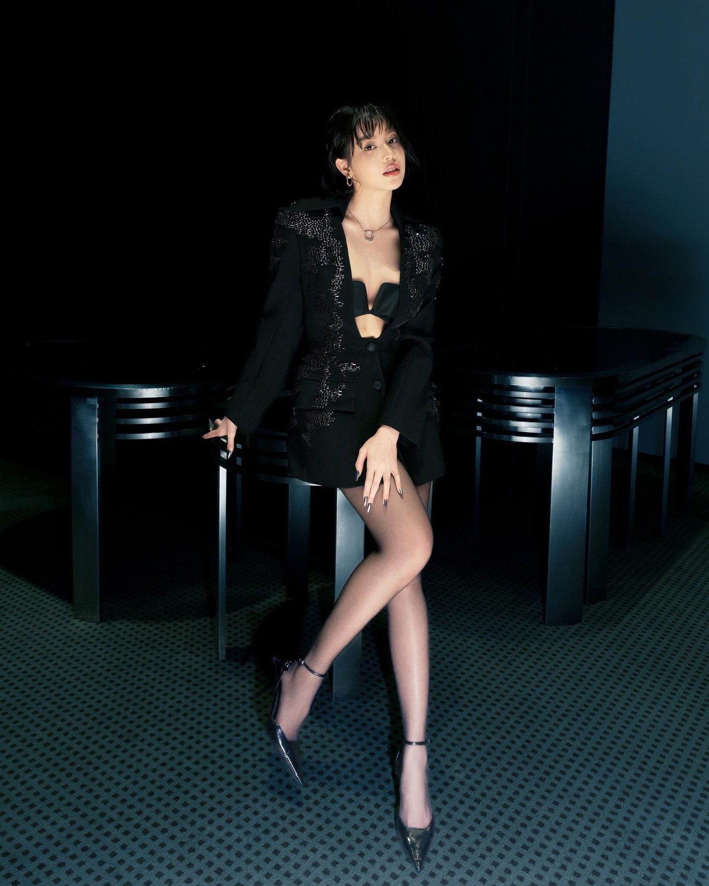 Xinh đẹp thôi chưa đủ, phong cách của Hoa hậu Thanh Thủy ngày càng ấn tượng - 8