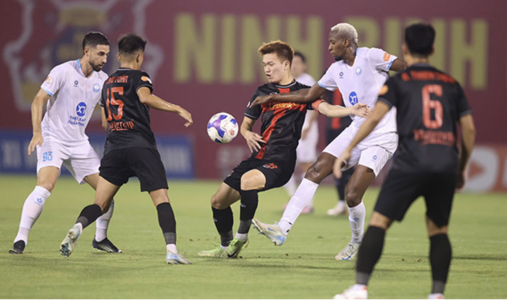 Cả Nam Định và Ninh Bình đều có phong độ không tốt thời gian gần đây