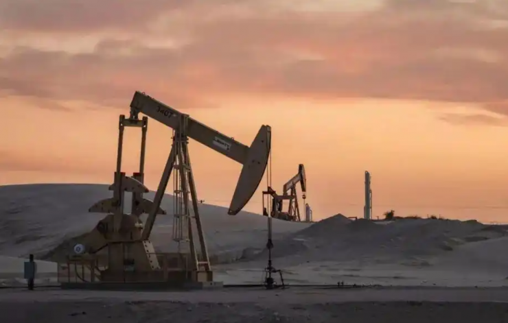  Các giàn khoan dầu tại Iran - quốc gia sở hữu 157 tỷ thùng dầu đã được chứng minh, đứng thứ 4 thế giới và được xem là một trong những biến số lớn của thị trường năng lượng toàn cầu. Ảnh: Baidu