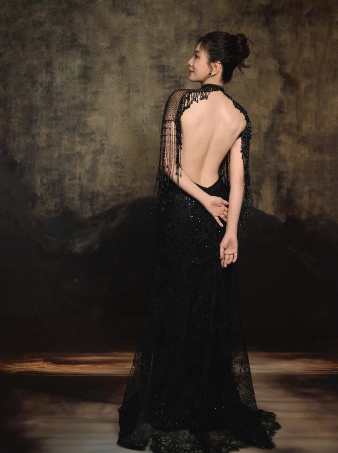 Vẻ đẹp Giả Tịnh Văn trên màn ảnh. Video: Bilibili