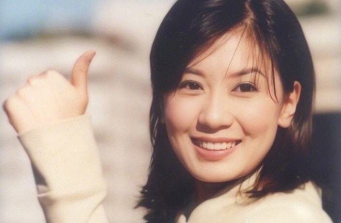 Giả Tịnh Văn có lượng fan đông ở một số nước châu Á nhờ hình tượng thông minh, tươi sáng trên màn ảnh. Ảnh: Next Apple