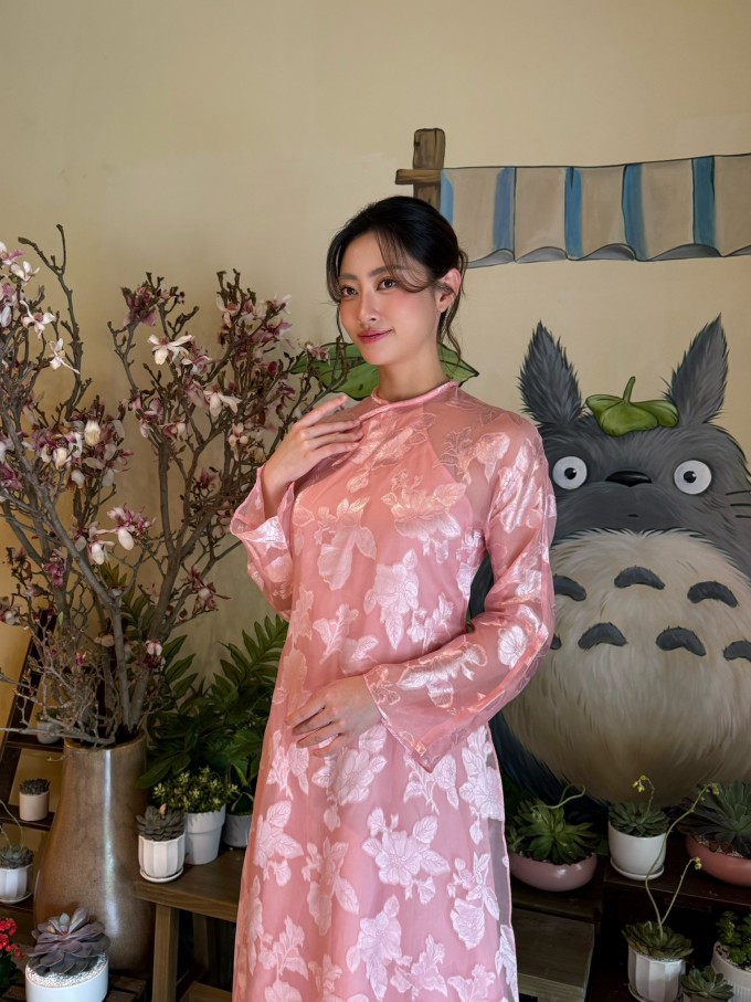 Hoa hậu Lương Thùy Linh.