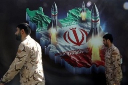 Chiến dịch quy mô lớn của Mỹ: Gần 900 cuộc không kích nhắm vào Iran chỉ trong nửa ngày