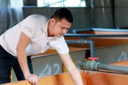 Chàng trai Hà Tĩnh thu hơn 6 tỷ mỗi năm nhờ nuôi lươn kiểu mới