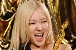 Rosé (BlackPink) làm nên lịch sử