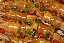 Loại rau trắng, giàu chất xơ hoà tan, nhiều protein thực vật, giúp hỗ trợ tiêu hoá, làm món này siêu hấp dẫn