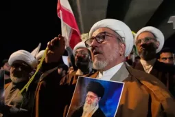 CIA thâm nhập từ lâu trước khi ám sát Đại giáo chủ Iran Khamenei