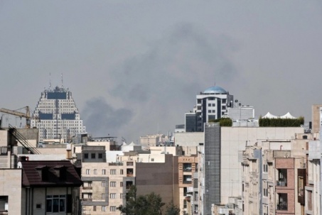 Điểm nóng xung đột ngày 1-3: Máy bay Anh "đang trên bầu trời Trung Đông"