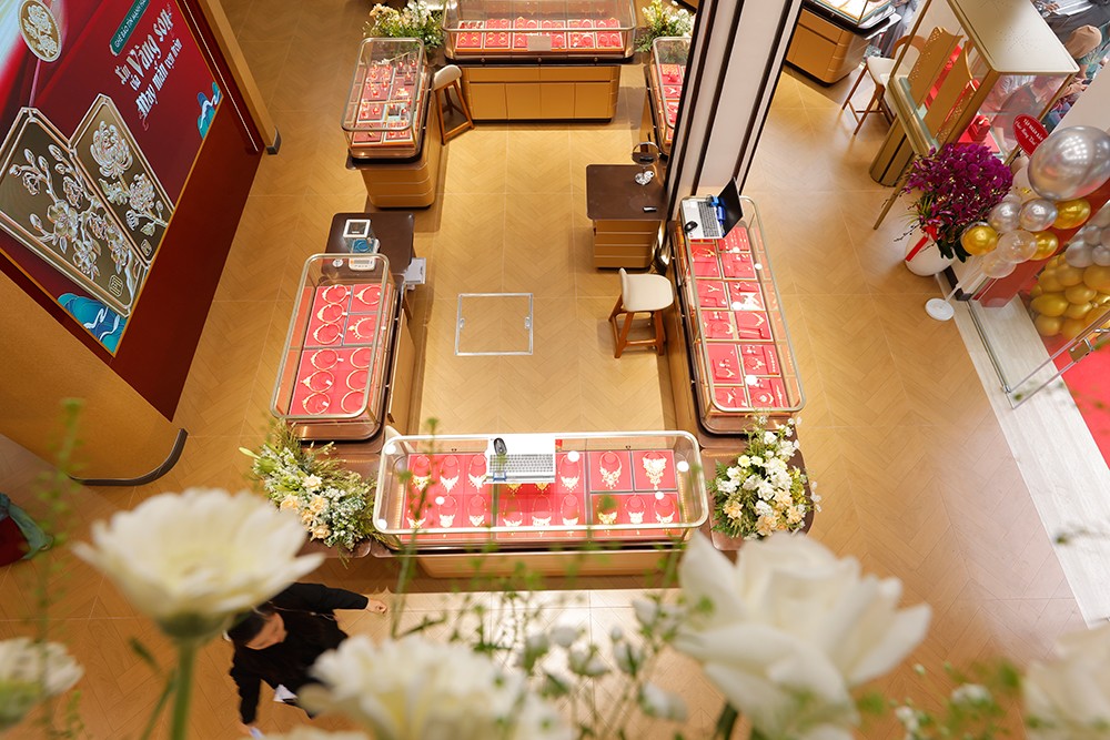 Khai trương cửa hàng lớn nhất của Bảo Tín Mạnh Hải tại Hồ Chí Minh - 3