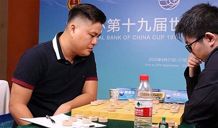 Lại Lý Huynh thiếu thời gian chuẩn bị cho trận chung kết khi ban tổ chức thay đổi bất ngờ