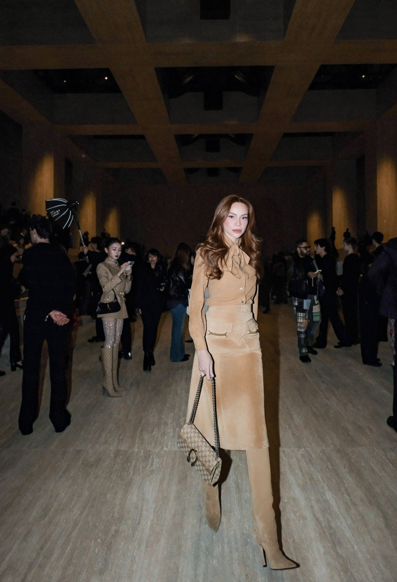 Trọn bộ ảnh Hồ Ngọc Hà tại Milan, thần thái bất chấp “hung thần" Getty Images - 7