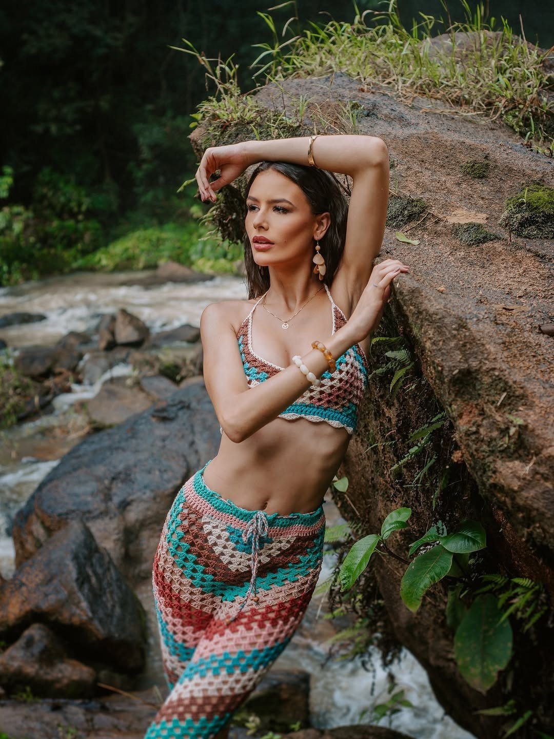 Cô gái 19 tuổi cao 1,85 m đăng quang hoa hậu - 11