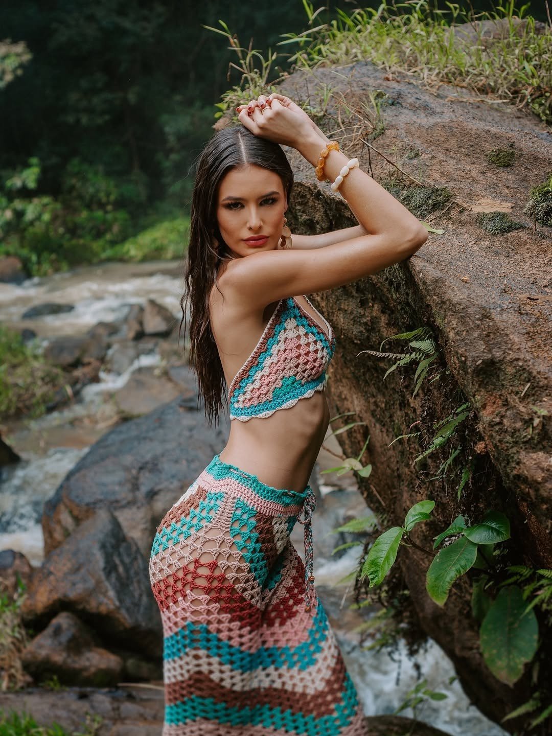 Cô gái 19 tuổi cao 1,85 m đăng quang hoa hậu - 10