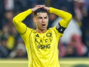 Ác mộng Ronaldo nối dài kỷ lục đá hỏng phạt đền, dính chấn thương