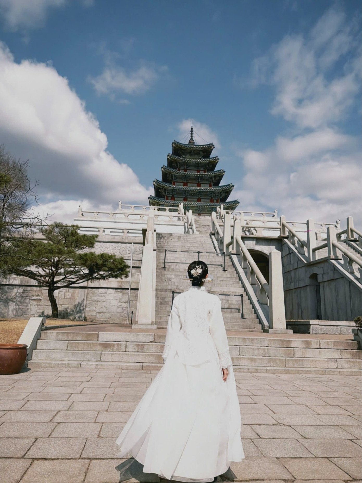 Hoa hậu Thanh Thủy được khen "như xé truyện bước ra" trong trang phục hanbok - 3