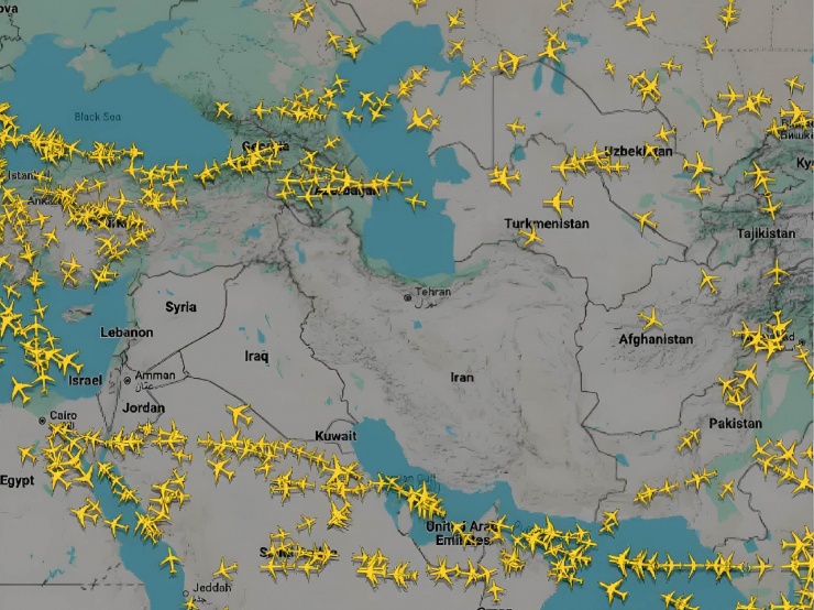 Môi trường an ninh hàng không tại Trung Đông trở nên đặc biệt phức tạp khi nhiều quốc gia đóng cửa không phận, các đợt đáp trả quân sự diễn ra liên tiếp, buộc máy bay dân sự phải hủy hoặc đổi hướng khẩn cấp. Ảnh minh họa: Times Kuwait