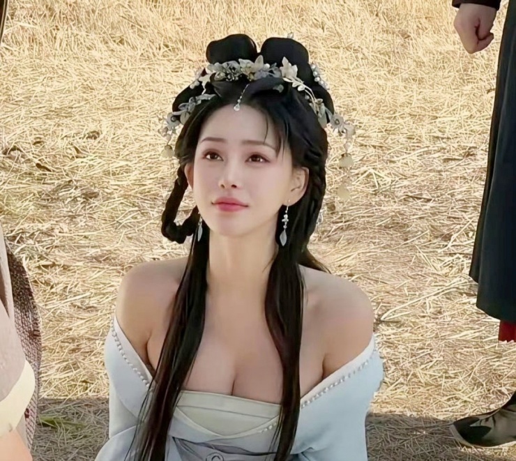 Ngành sản xuất phim ngắn Trung Quốc hỗn loạn, nhiều vấn đề.