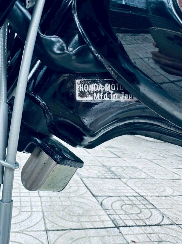 Honda 67 đời 1967 nguyên bản của dân chơi Gia Lai 'hét' giá 2,2 tỷ đồng gây sốt - 8