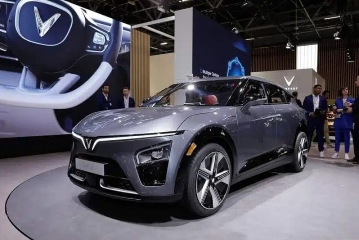 So sánh VinFast VF7 Eco và Plus: Đâu là điểm khác biệt?