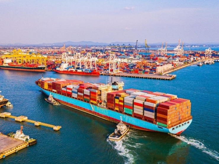 Chi phí và thời gian vận chuyển logistics là nỗi lo lớn của các doanh nghiệp hiện nay.