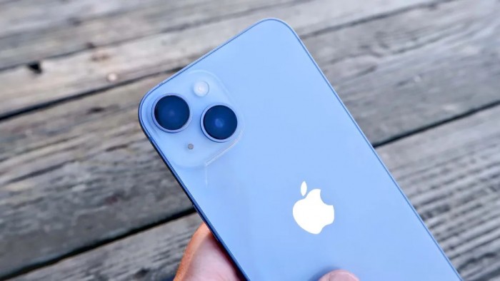 iPhone 14 cũng sở hữu công nghệ chống rung dịch chuyển cảm biến