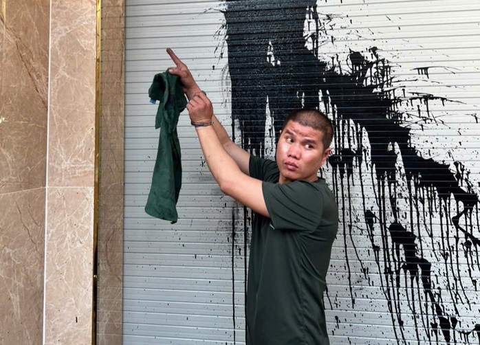 Gia Cốp tại hiện trường.