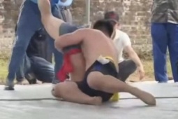 Tử vong trên sới vật hội làng: Đô vật có phải chịu trách nhiệm hình sự?