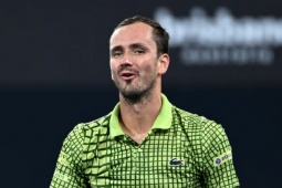 Medvedev & nhiều ngôi sao mắc kẹt vì căng thẳng Mỹ - Iran, có kịp dự Indian Wells?