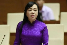 Bà Nguyễn Thị Kim Tiến khai đã nhận 7,5 tỷ đồng: Vì sao không bị xử lý tội Nhận hối lộ?