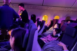 Khách Việt từ Trung Đông: 'Tôi rất sợ!'