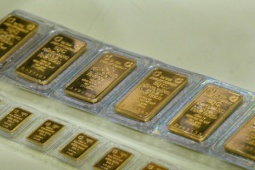 Sáng 2-3, giá vàng miếng SJC tăng mạnh, bạc thỏi xấp xỉ 100 triệu đồng/kg