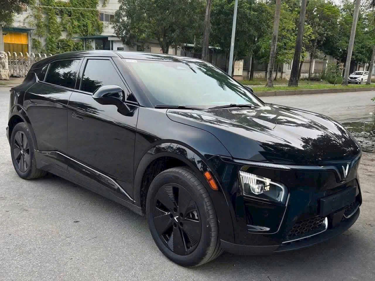 VinFast VF7 Eco đang có mức giá tốt khi nhận kèm nhiều ưu đãi.