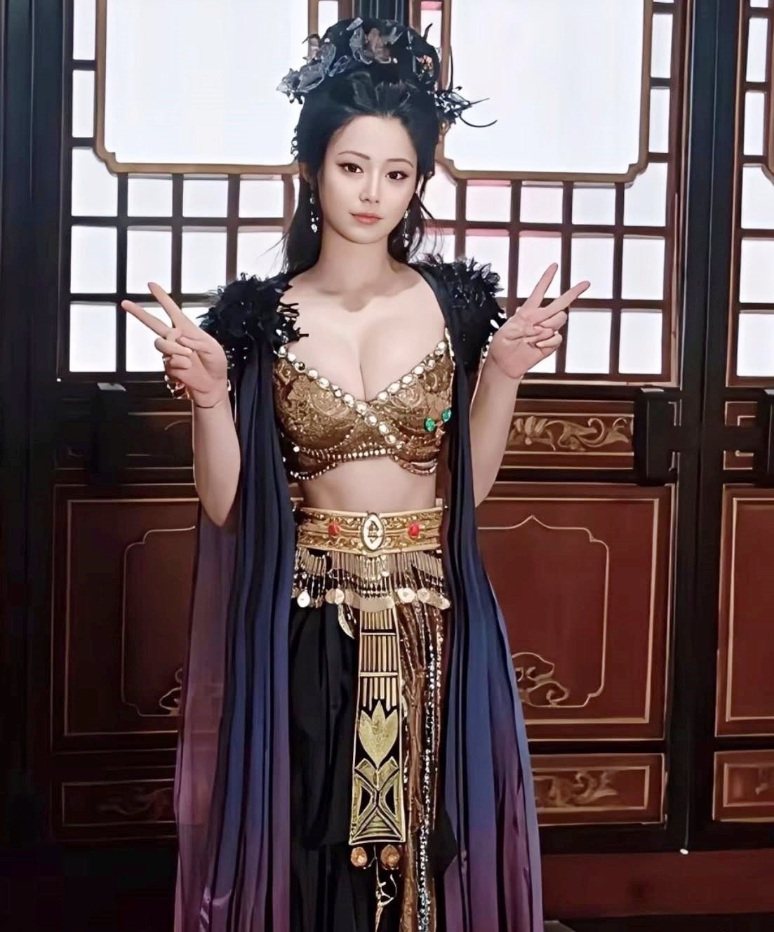 Nữ diễn viên bị sàm sỡ - 6