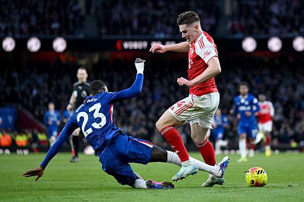Trực tiếp bóng đá Arsenal - Chelsea: Raya liên tục giải cứu Arsenal (Ngoại hạng Anh) - 4