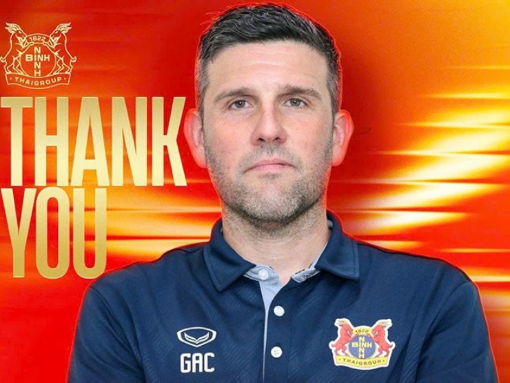 Thua đau Nam Định, Ninh Bình lập tức sa thải HLV người Tây Ban Nha