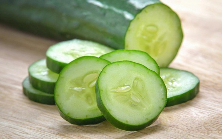 Dưa chuột chứa hàm lượng nước và vitamin C cao.