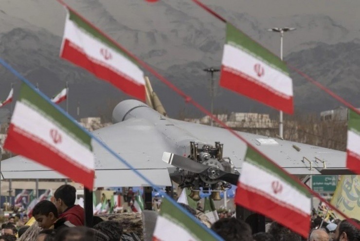 Cuộc đọ sức giữa UAV giá rẻ và lá chắn triệu đô ở Iran