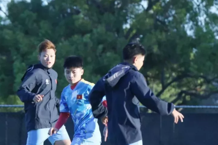 Tuyển nữ Việt Nam hoàn tất khâu chuẩn bị cuối, sẵn sàng ra quân đấu Ấn Độ