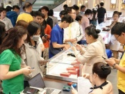 Chứng khoán, vàng, bạc biến động mạnh