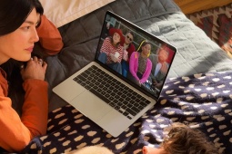 Apple công bố chiếc MacBook quốc dân với hiệu năng AI vô đối