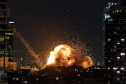 Mỹ ra thông báo khẩn, kêu gọi công dân rời Trung Đông ngay lập tức