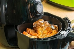 Thói quen làm giảm độ giòn của thực phẩm khi dùng nồi chiên không dầu