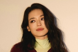 Thư Kỳ 'đẹp quên tuổi'