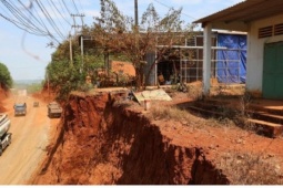 Lệch pha giữa thi công và đền bù, đẩy nhà dân ở Đồng Nai sát miệng “vực sâu”