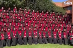 Khán đài sập trong lễ tốt nghiệp, 23 sinh viên bị thương