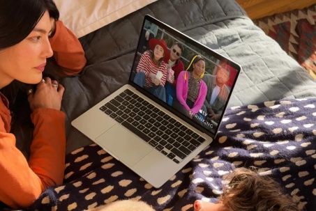 Apple công bố chiếc MacBook quốc dân với hiệu năng AI vô đối