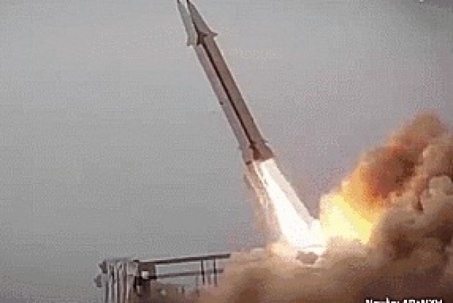 VIDEO: Iran tấn công dồn dập, hàng loạt nước vùng Vịnh bị cuốn vào