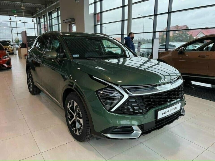 Honda CR-V G/L và Sportage 2.0G: Cuộc đấu “giá rẻ” thật sự ở phân khúc C-SUV - 4