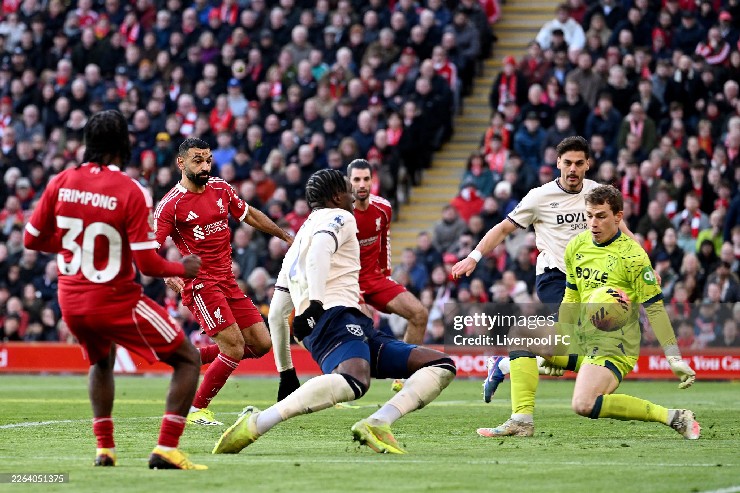 Jeremie Frimpong đã cho thấy vì sao Liverpool đặt trọn niềm tin vào anh