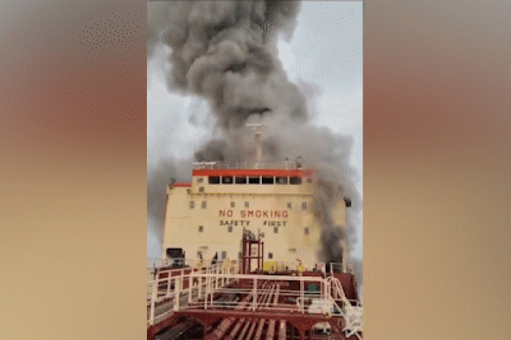 Xuồng tự sát Iran lần đầu đánh trúng mục tiêu